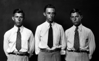 http://bernalespacio.com/files/gimgs/th-47_Mike Disfarmer Buel, Elbert and Jewell Haile, brothers; from the Heger Springs Portraits 1939-46.jpg